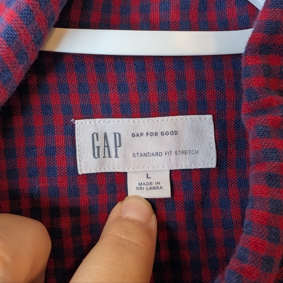 GAP For Good Cotton Oxford Red Blue Checkered Button Down Men's Large - Picture 4 of 11